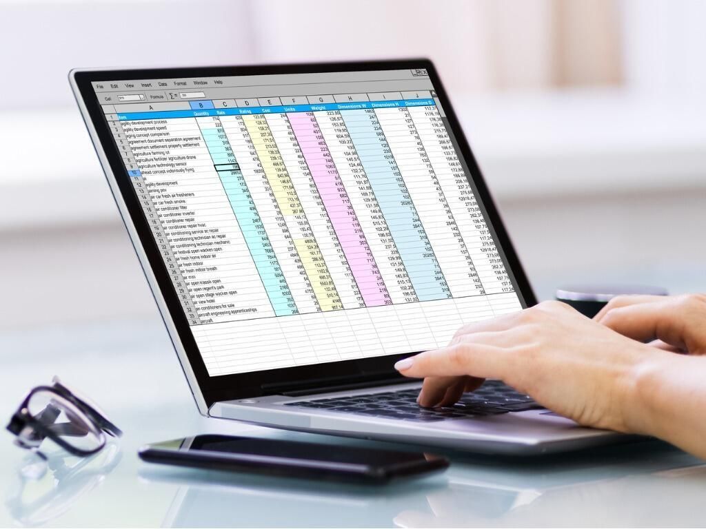 Excel expert working on a bespoke spreadsheet